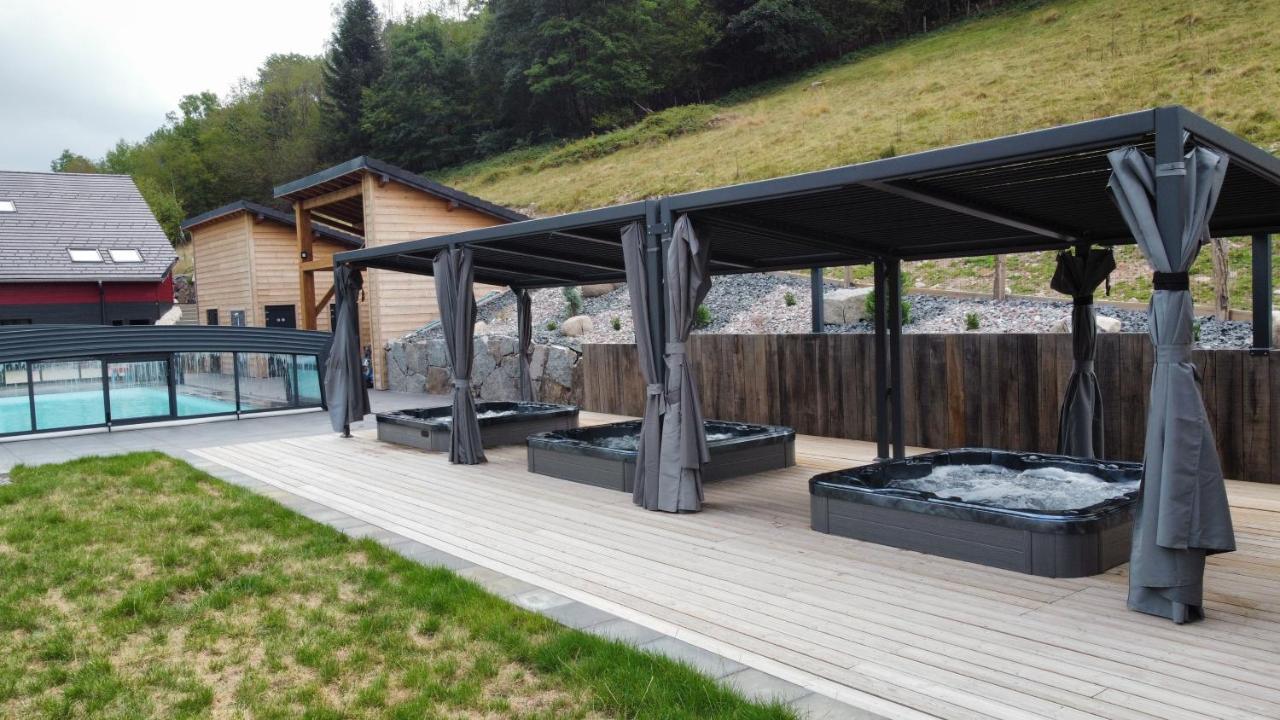 Ferienwohnung La Ferme De Rochesson, Jacuzzis & Piscine Commune Exterior foto